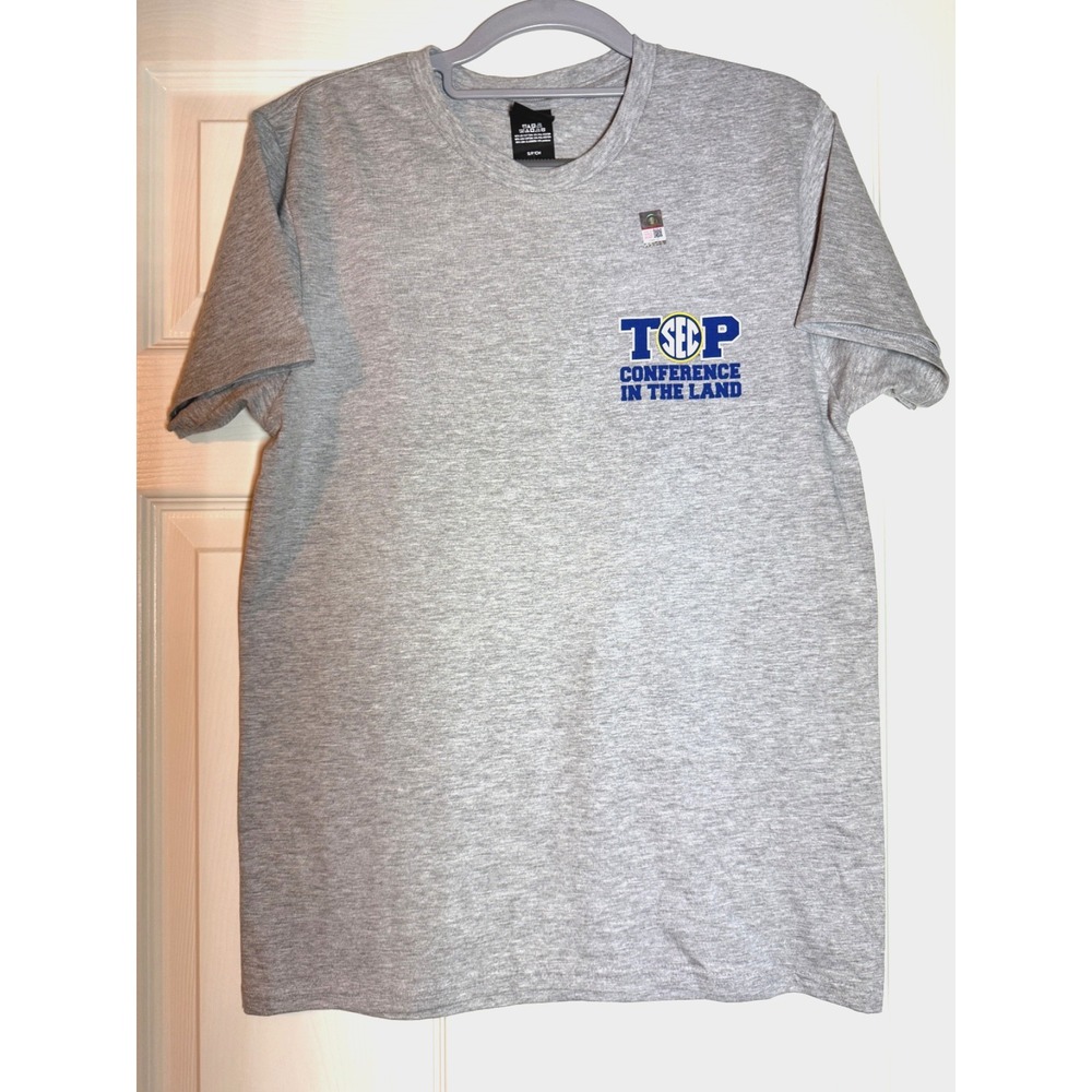 Hanes' NWT Unisex Small SEC Top Conference w/SEC Helmets